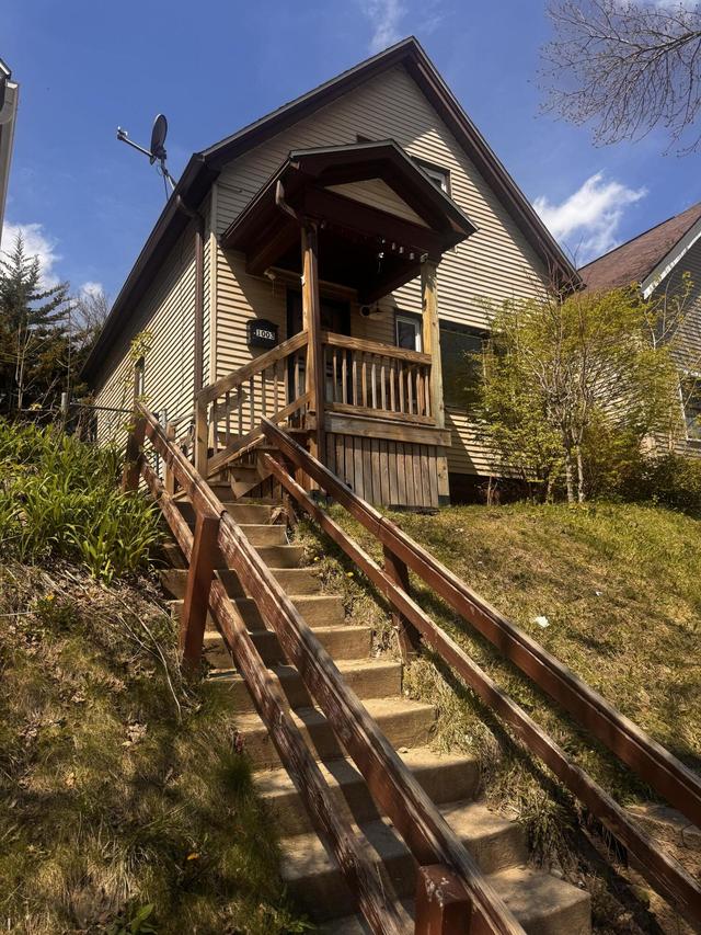 1003 S 31st St., Milwaukee, WI 53215
