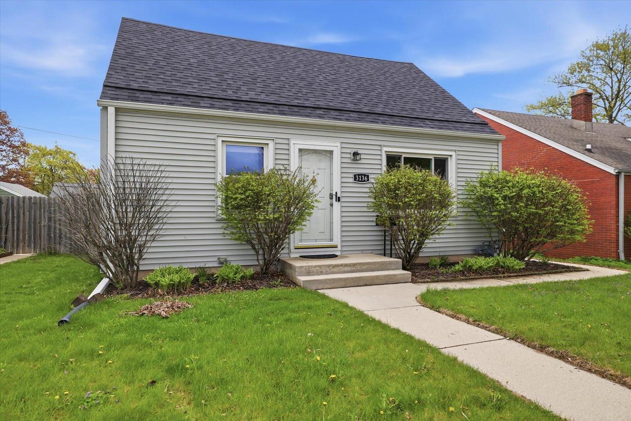 3136 N 79th St, Milwaukee, WI 53222