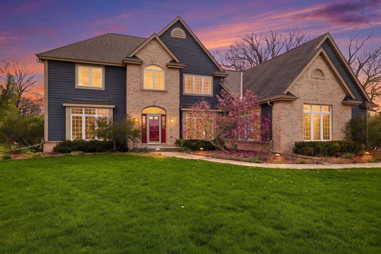 N65W12842 Crimson Ct, Menomonee Falls, WI 53051