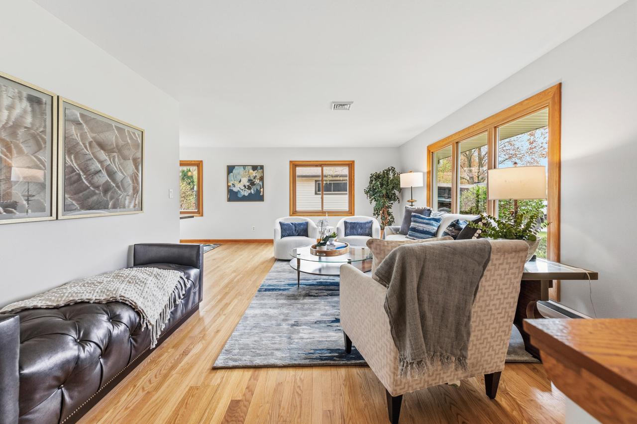 8480 N Indian Creek, Fox Point, WI 53217