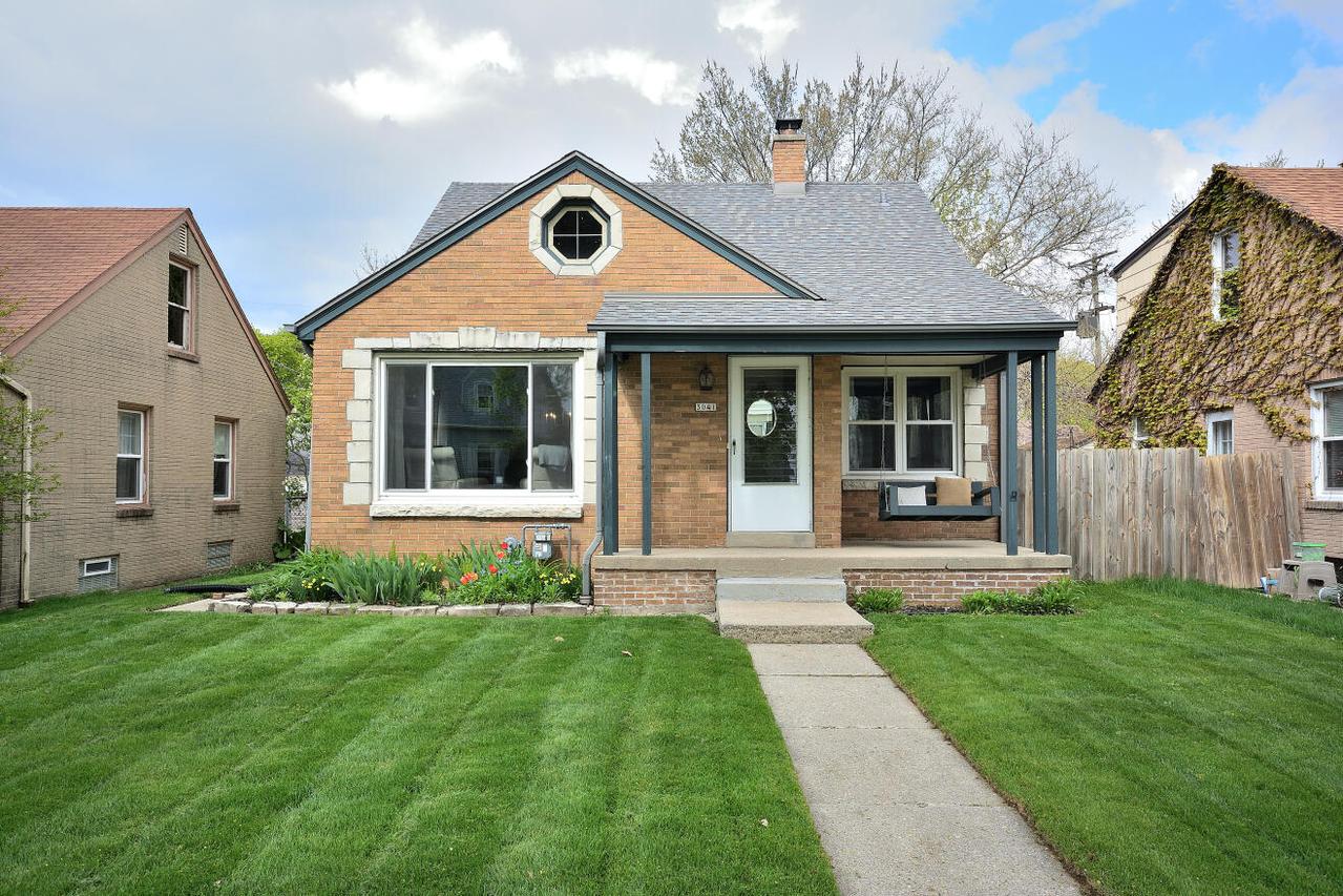 3041 N 78th St, Milwaukee, WI 53222