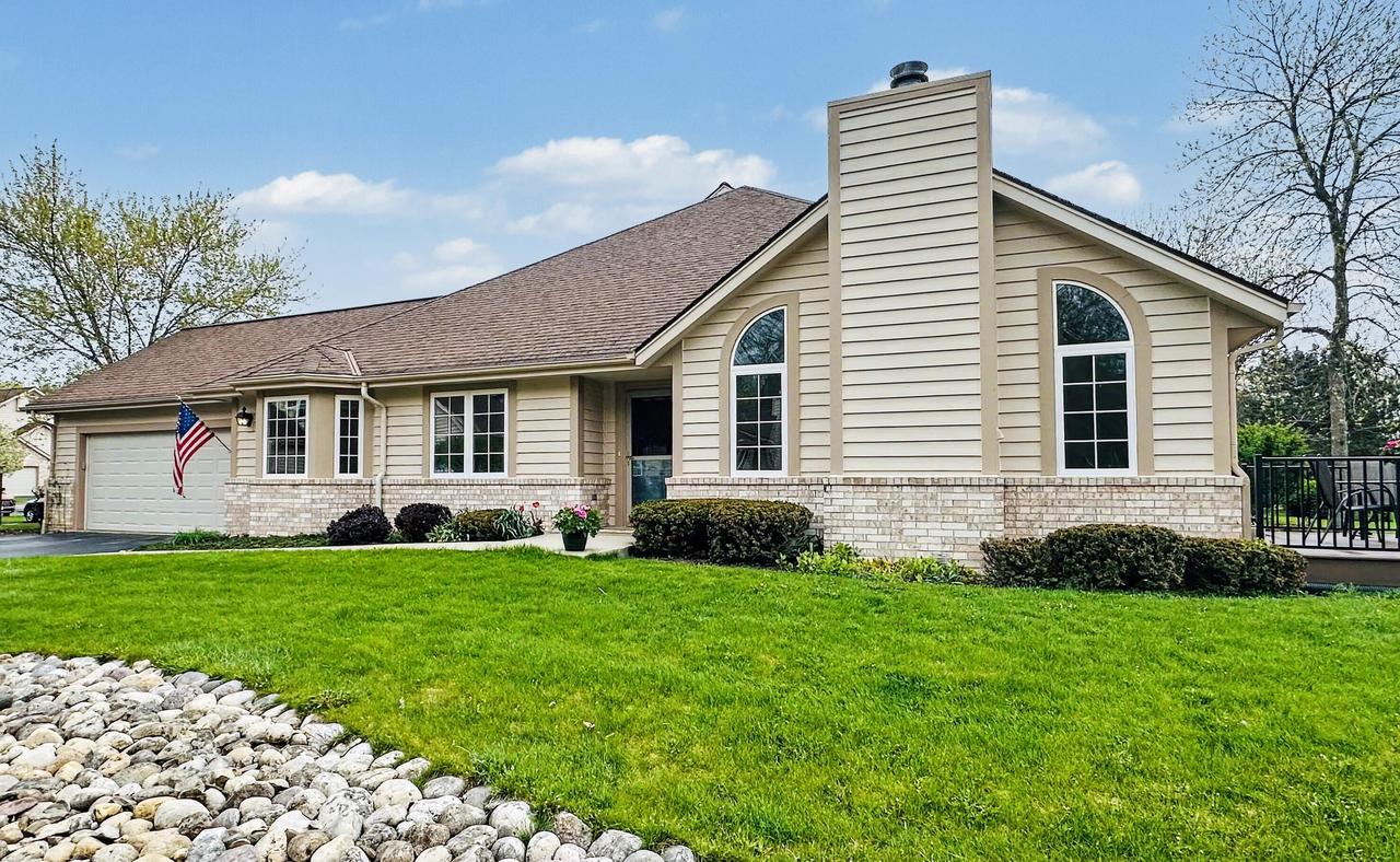 3015 N River Birch Dr #H, Brookfield, WI 53045
