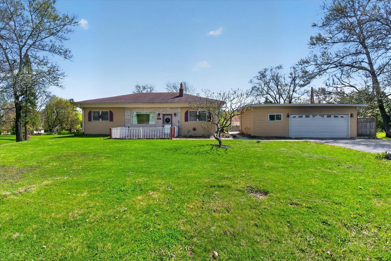 10301 W Vera Ave, Milwaukee, WI 53224