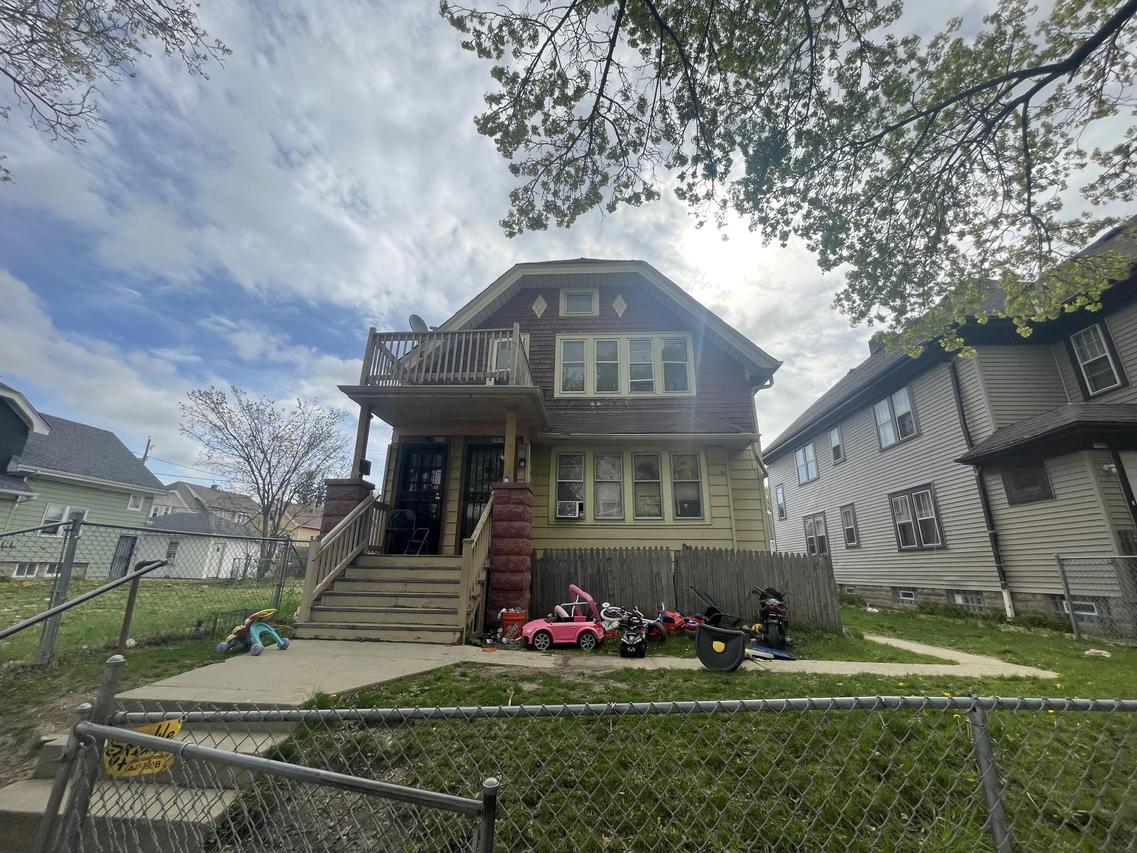 3918 N 24th St #3920, Milwaukee, WI 53206