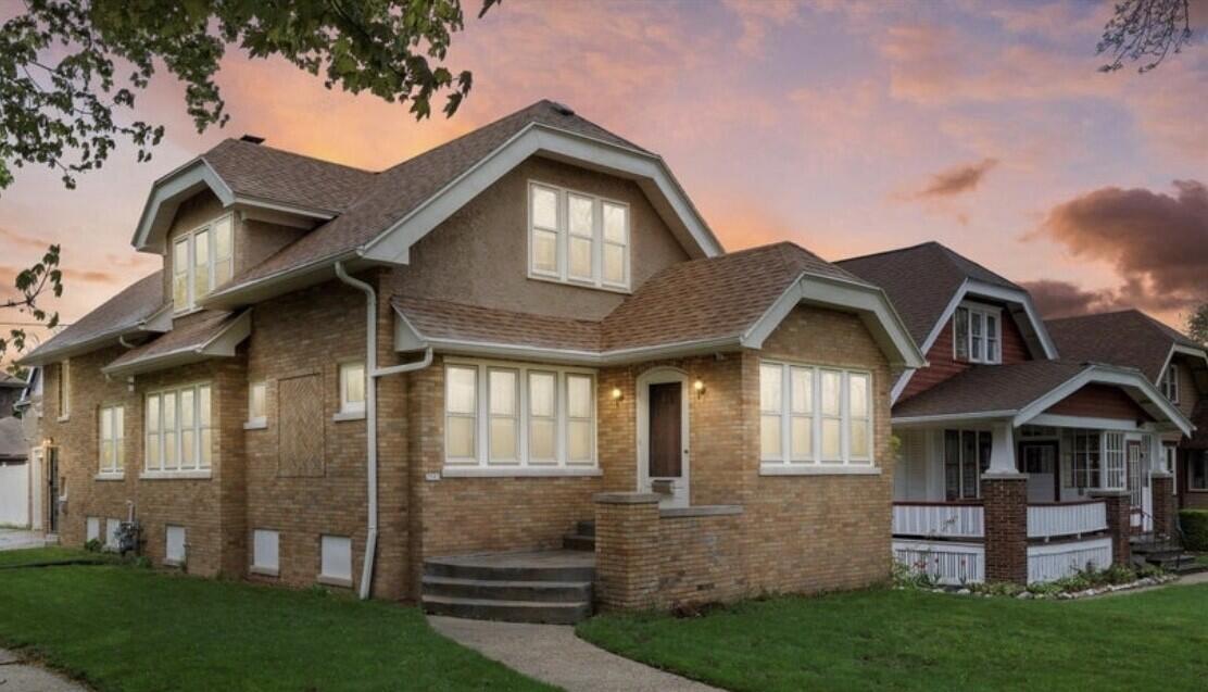 2503 N 48th St, Milwaukee, WI 53210