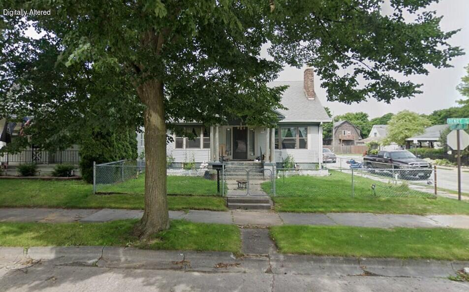 2202 Henry St, Sheboygan, WI 53081