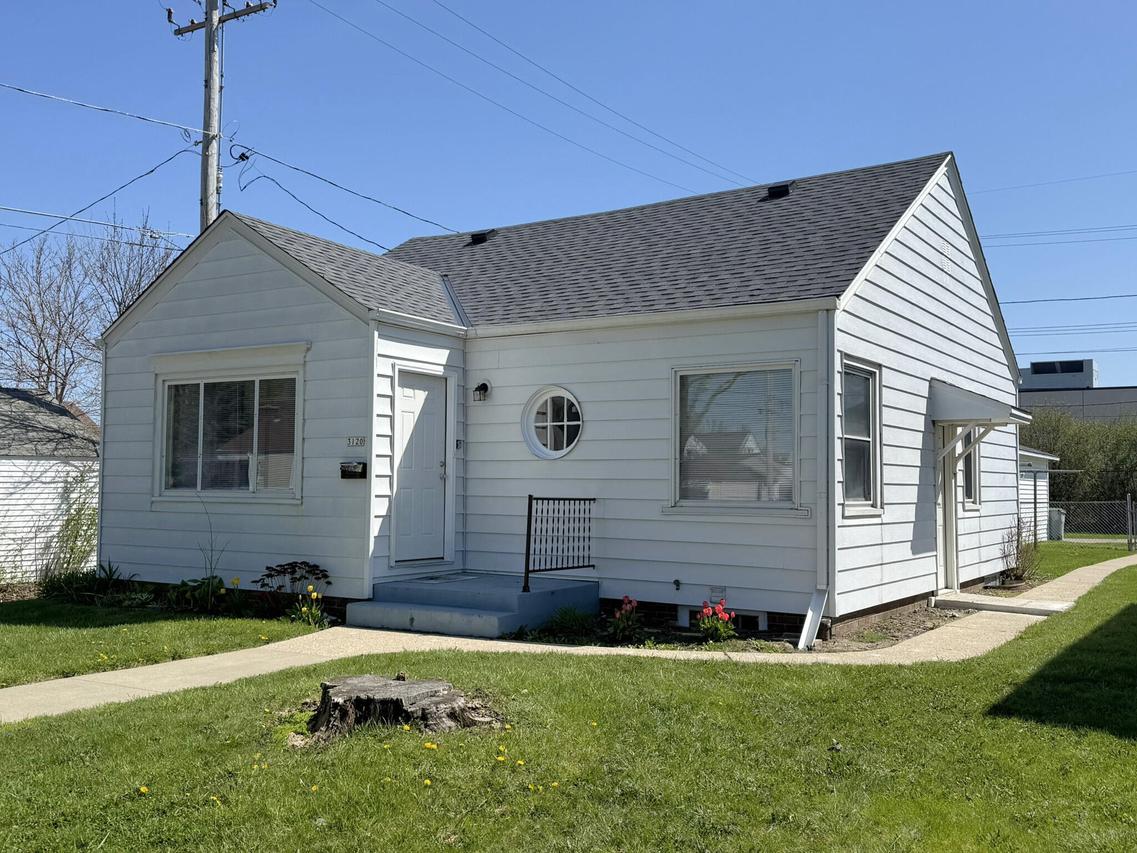3120 S 21st St., Milwaukee, WI 53215
