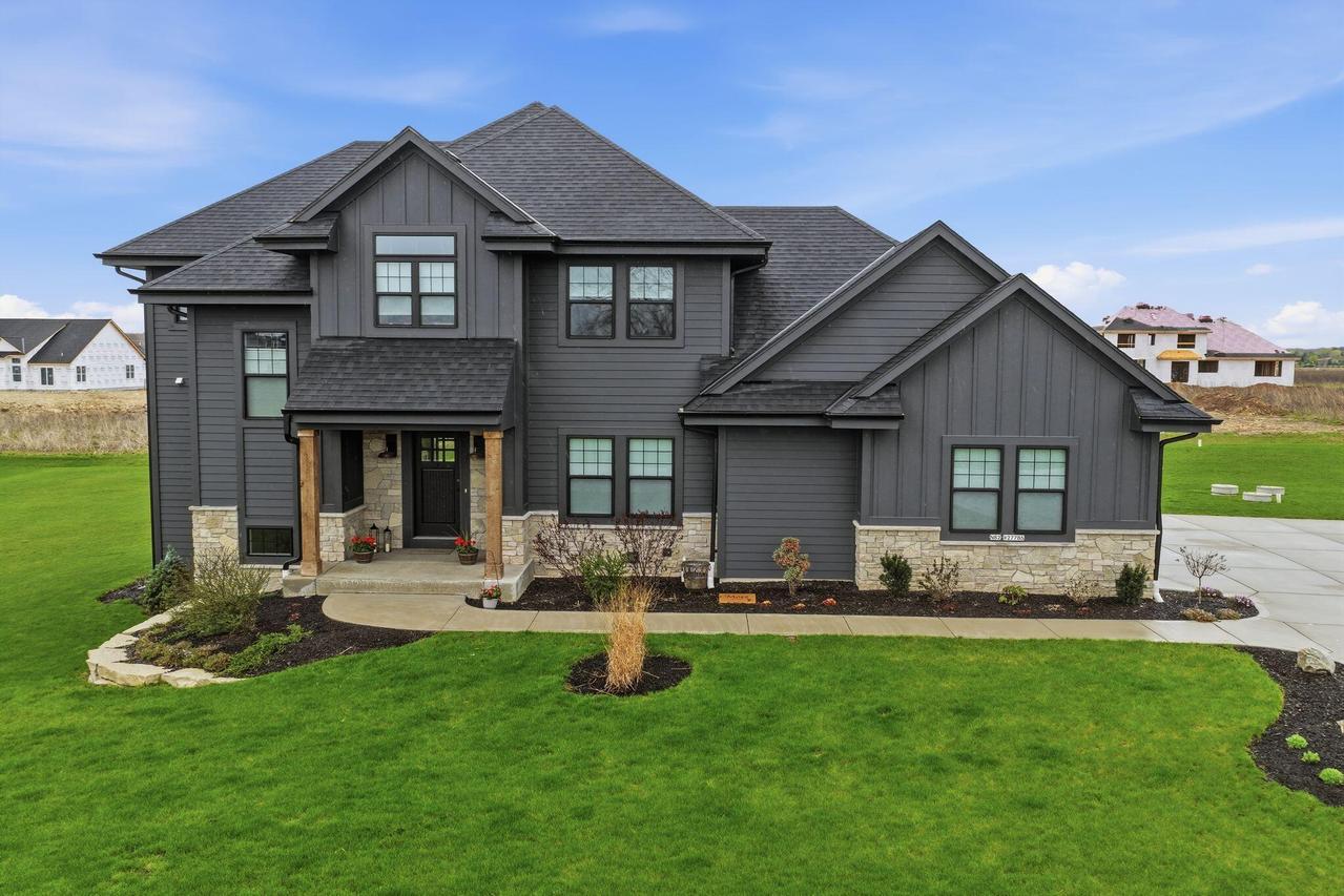 N82W27785 Marshall Dr, Lisbon, WI 53029