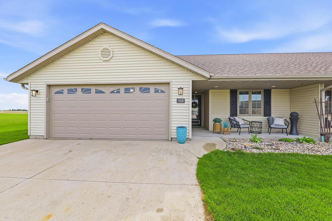 918 Partridge Ln, Lomira, WI 53048
