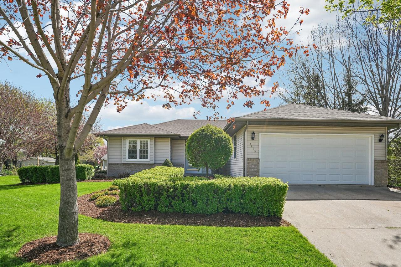 1413 Oak St, Watertown, WI 53098