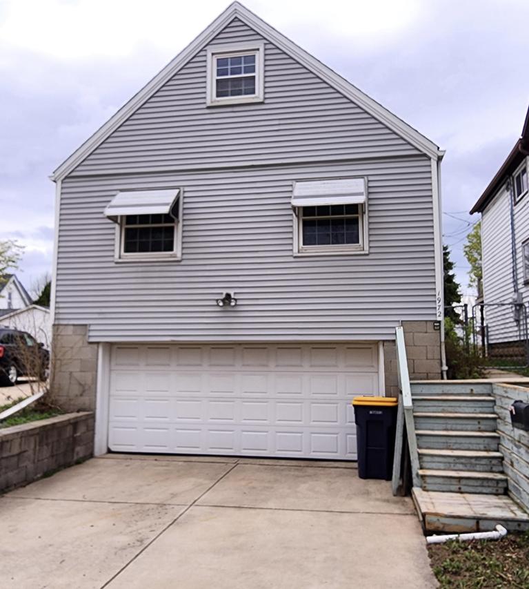 1972 S 70th St, West Allis, WI 53219