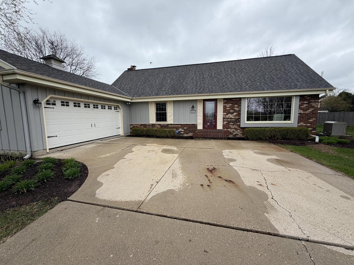 1701 W River Forest, Mequon, WI 53092