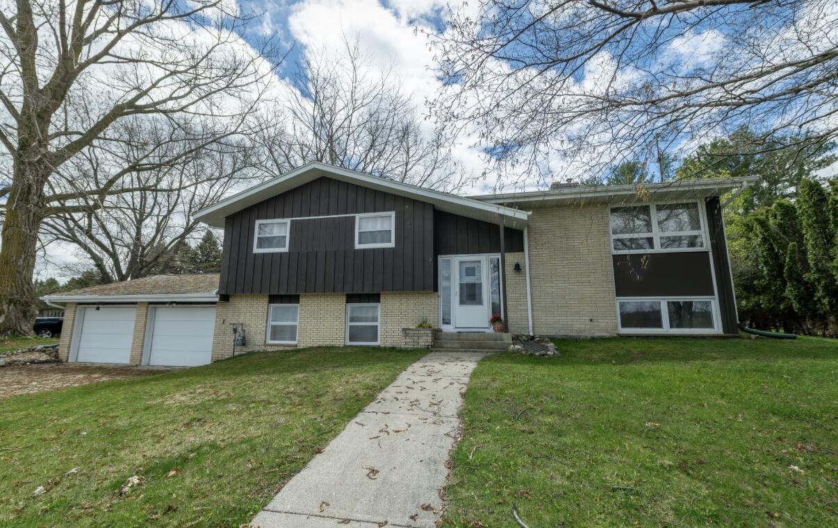 W2131 Playbird Rd, Sheboygan Falls, WI 53083