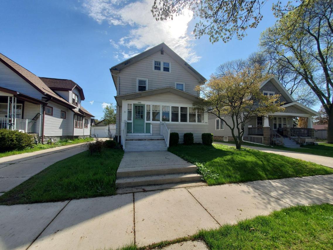 1460 S 80th St #1462, West Allis, WI 53214