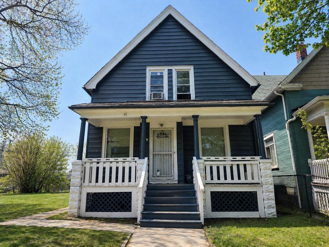 3133 N 9th St, Milwaukee, WI 53206