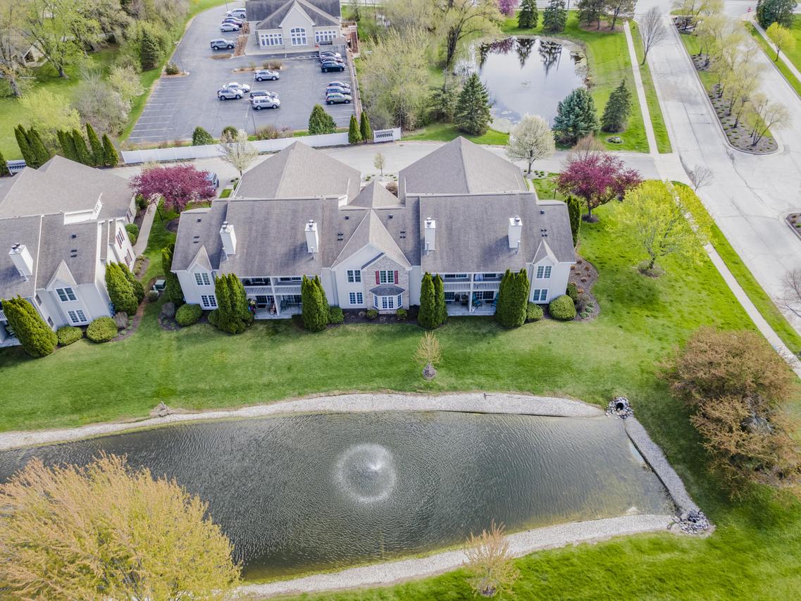 152 Westfield Way #G, Pewaukee, WI 53072