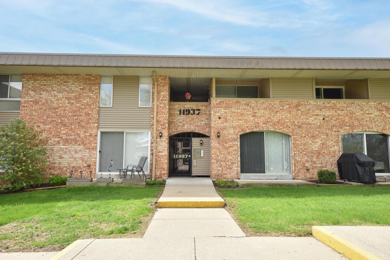 11937 W Appleton Ave. #13, Milwaukee, WI 53224