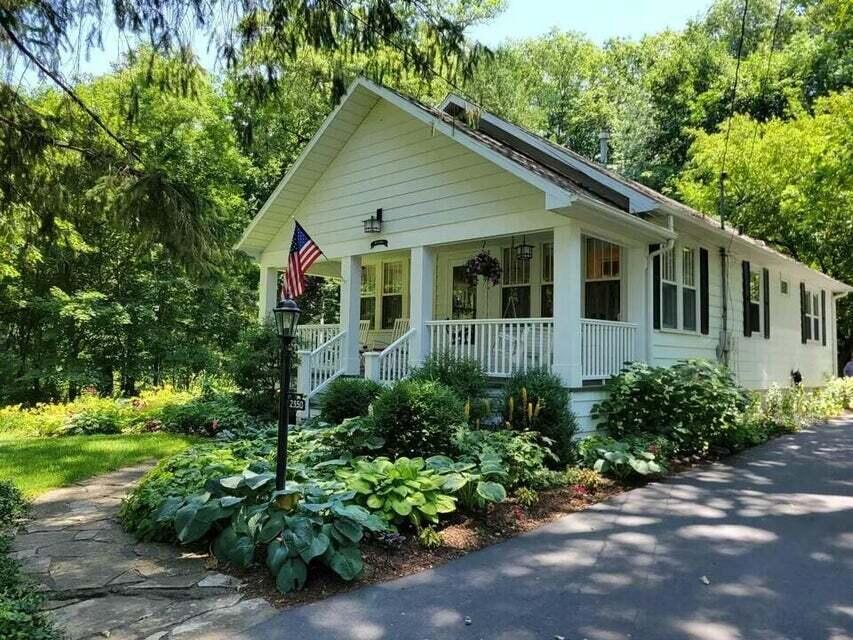 2350 South Shore, Delavan, WI 53115
