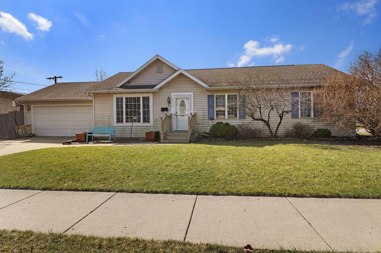 5117 58th St, Kenosha, WI 53144