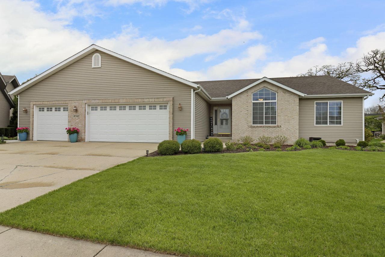 8560 37th Ave, Kenosha, WI 53142