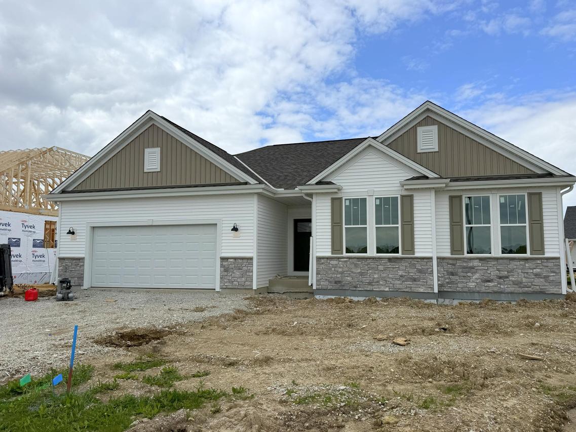 3708 Bishops Cap Dr, Caledonia, WI 53126