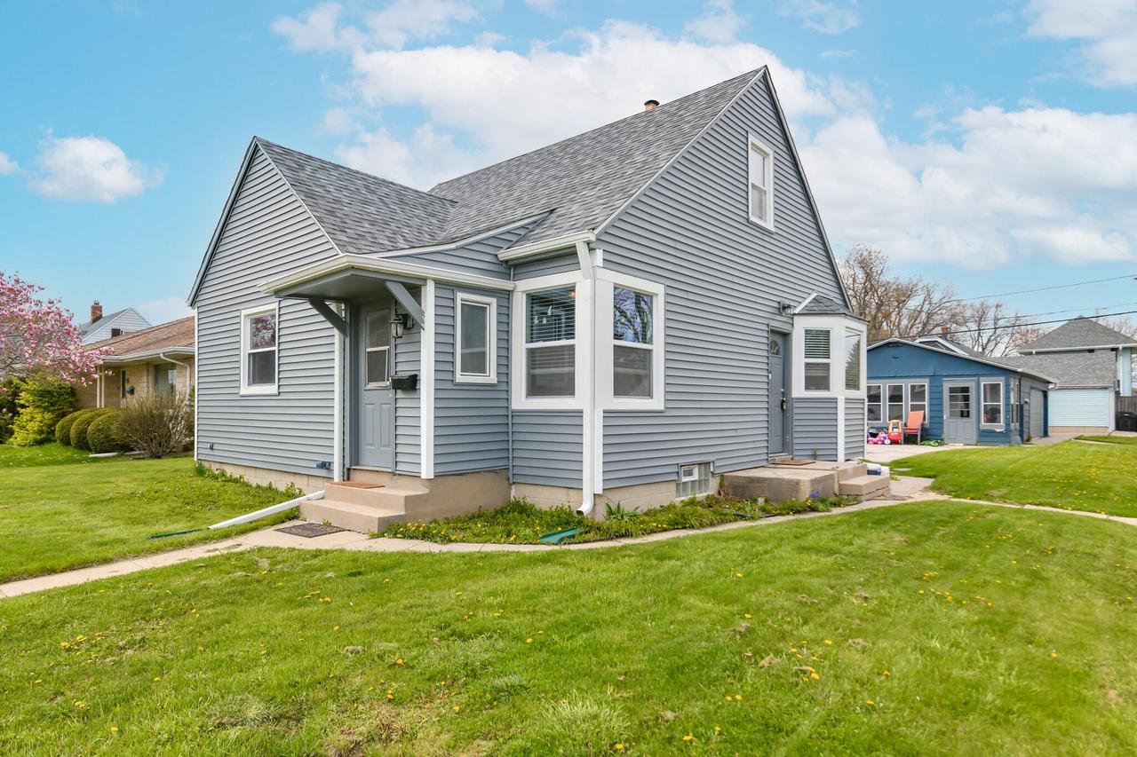 700 Marion Ave, South Milwaukee, WI 53172