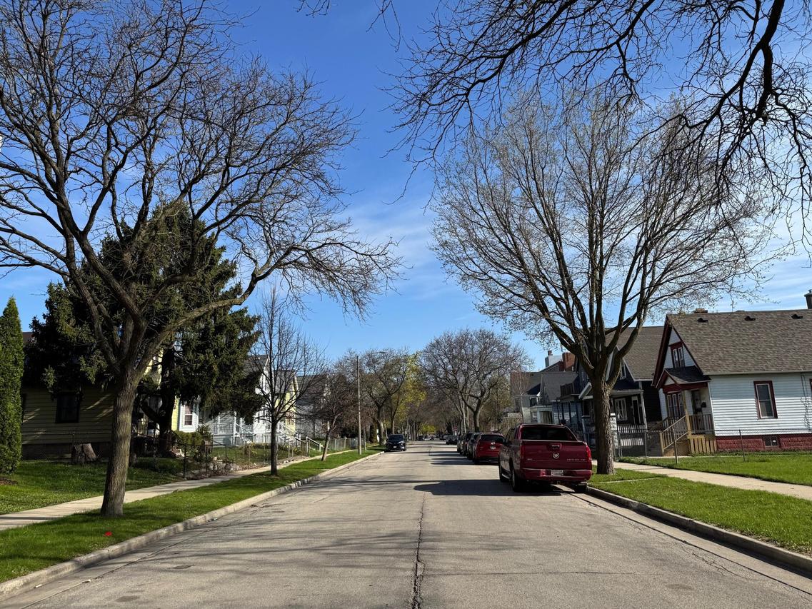 2730 N Buffum St, Milwaukee, WI 53212