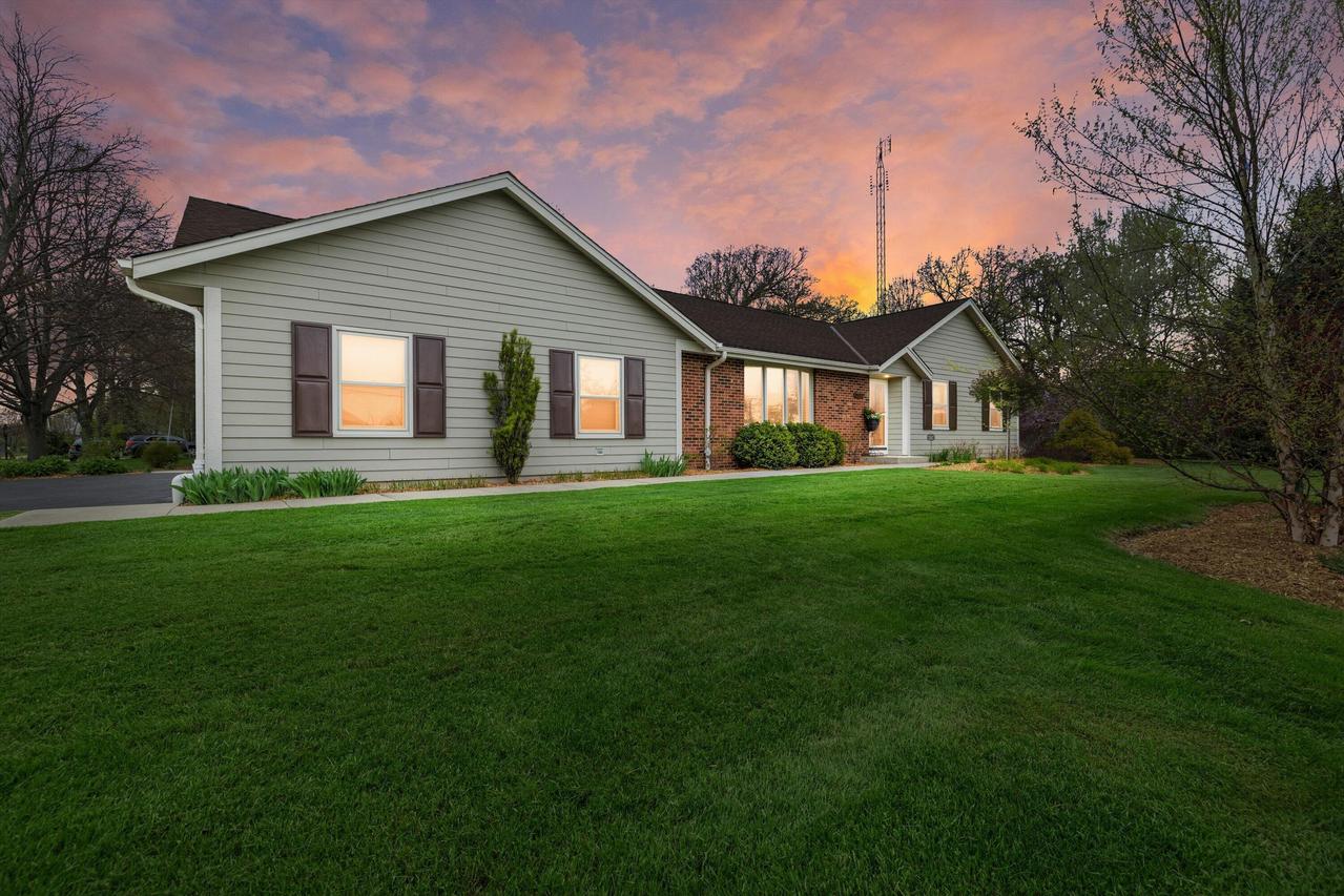 3510 Nicholson Rd, Caledonia, WI 53126