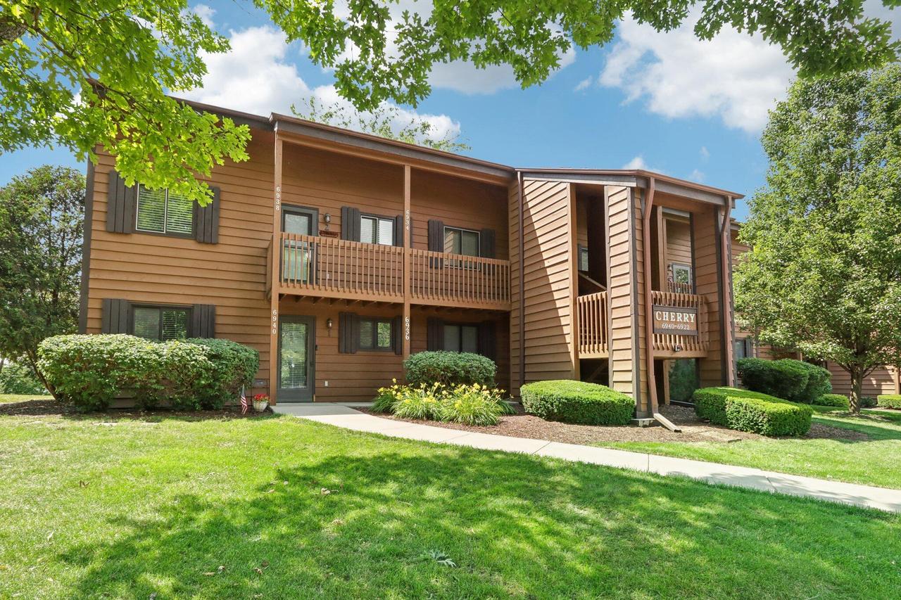 6930 238th Ave #6, Paddock Lake, WI 53168