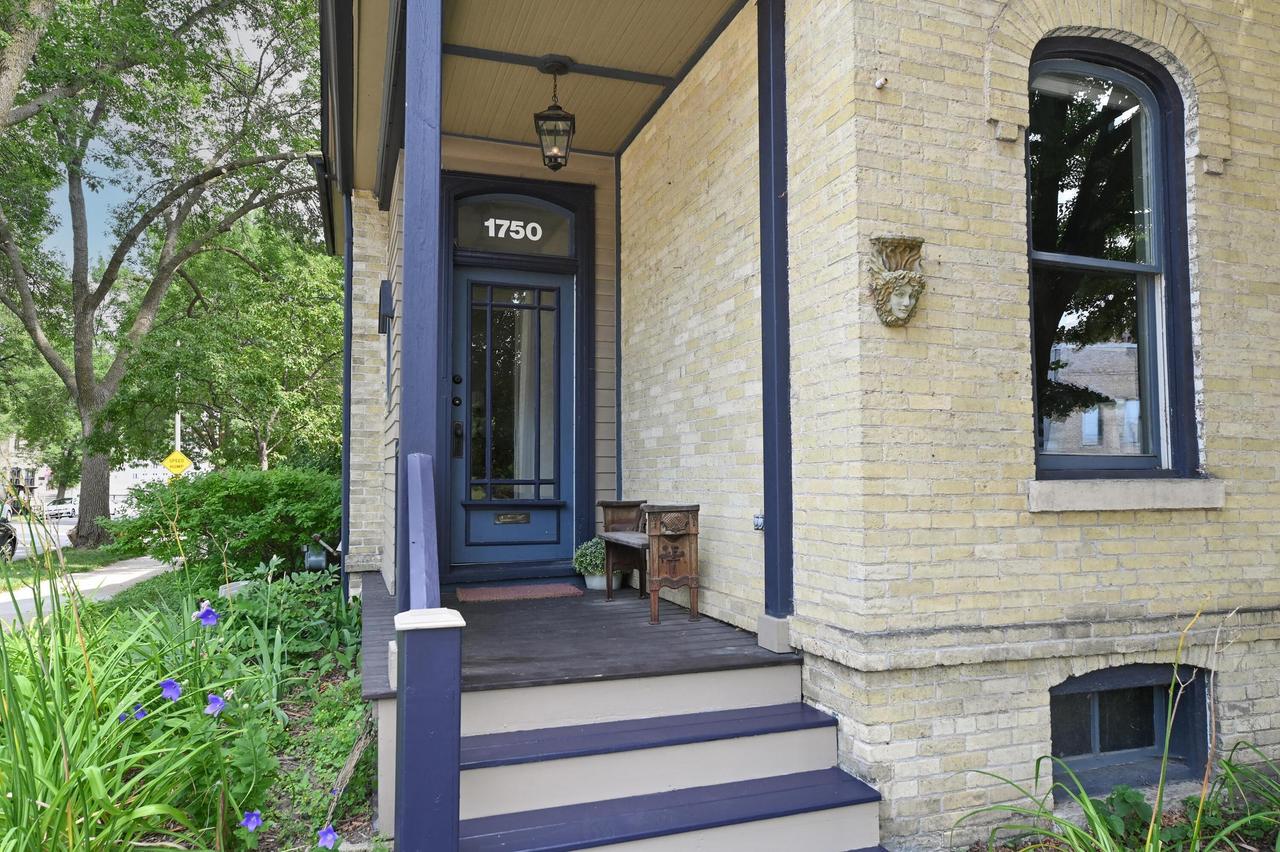 1750 N Palmer St, Milwaukee, WI 53212