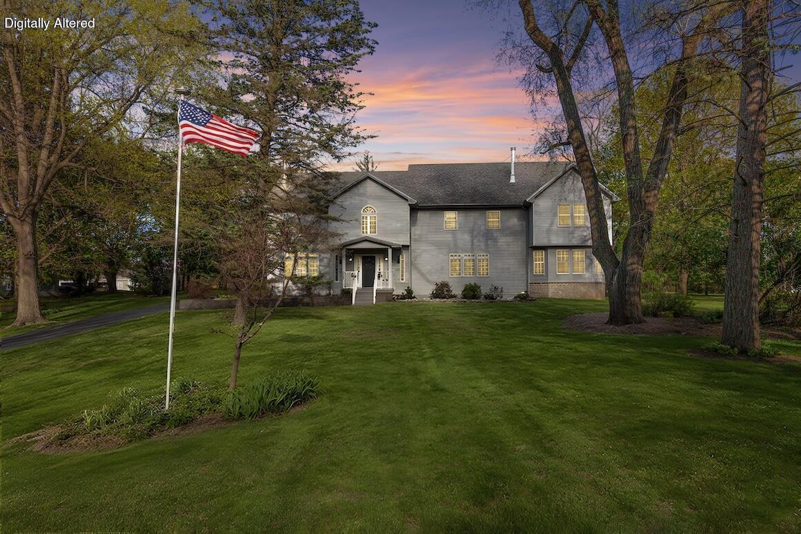 W329N4072 Lakeland Dr, Nashotah, WI 53058
