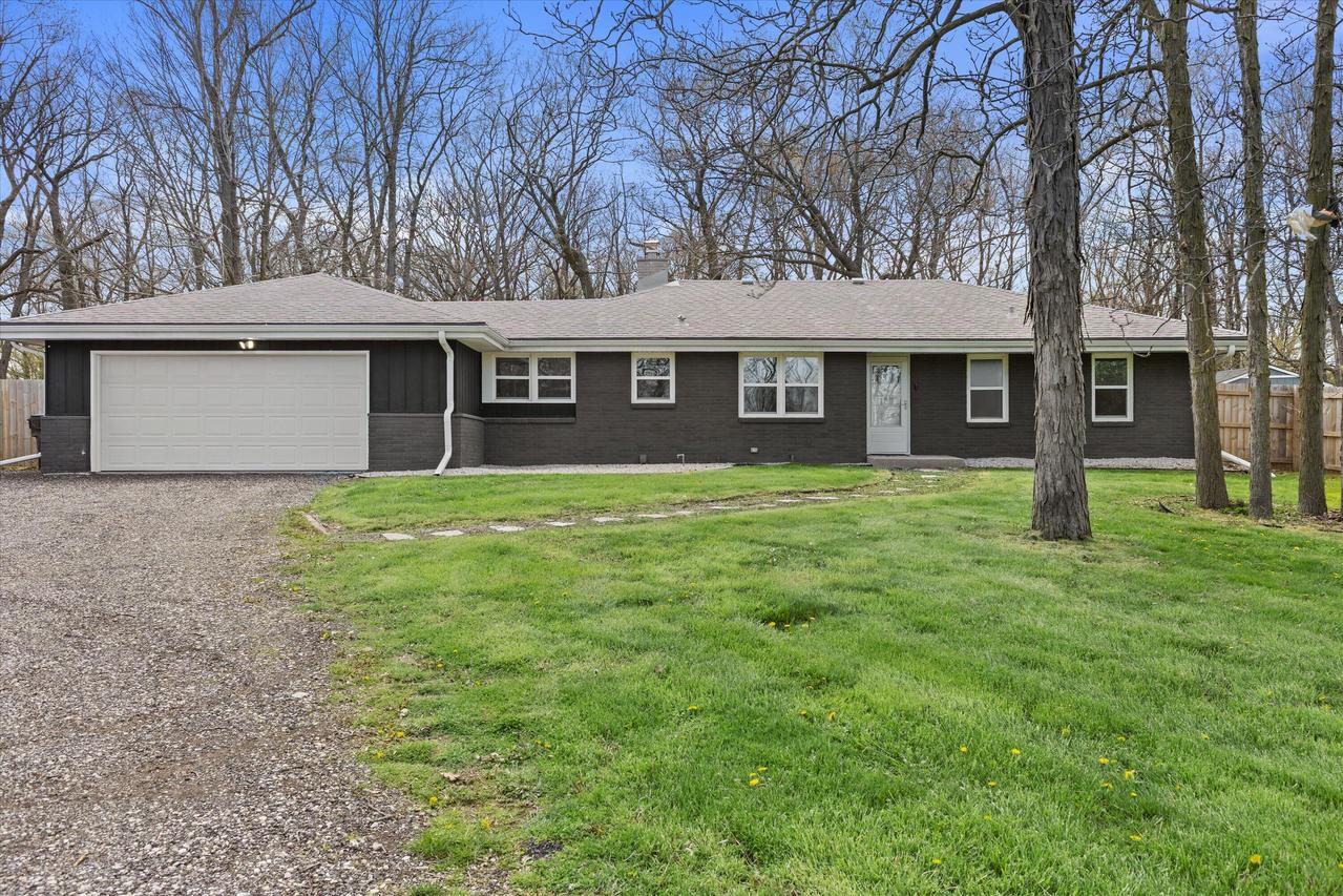 4410 Goleys Ln, Caledonia, WI 53404