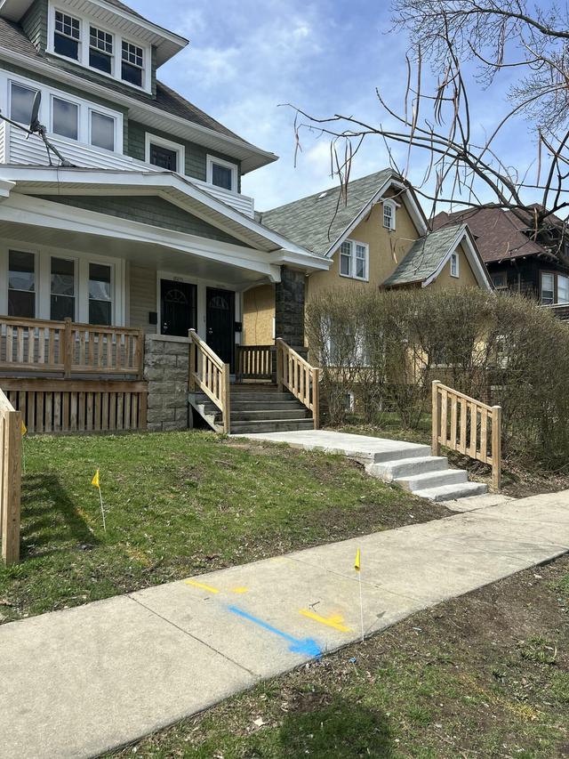 2435 N 41st St #2437, Milwaukee, WI 53210