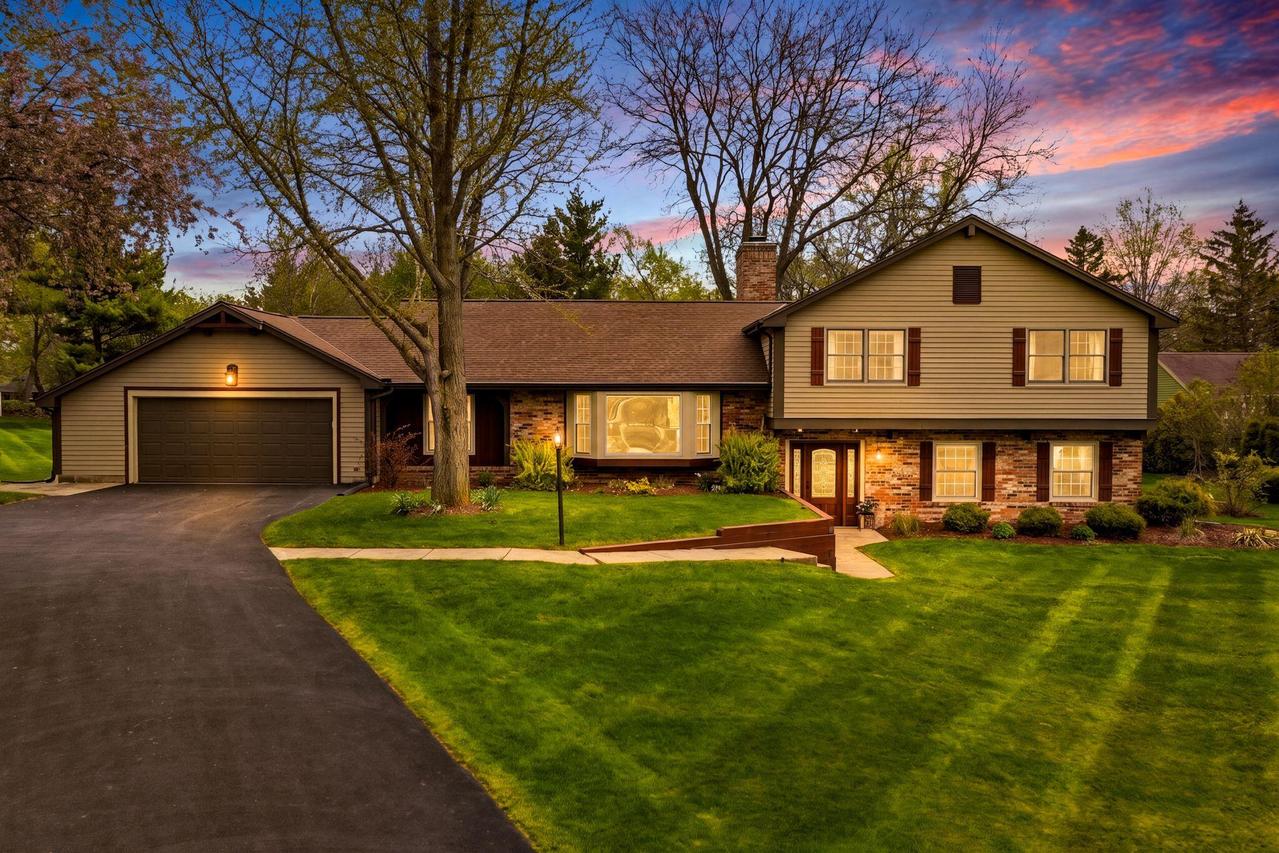 3941 S Brook Rd., Caledonia, WI 53126