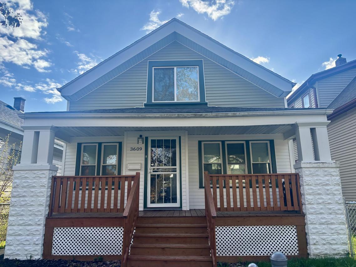 3609 N 24th Pl, Milwaukee, WI 53206