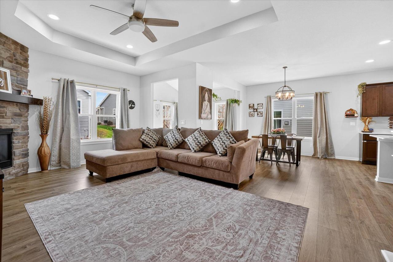 7906 W Park Cir., Franklin, WI 53132