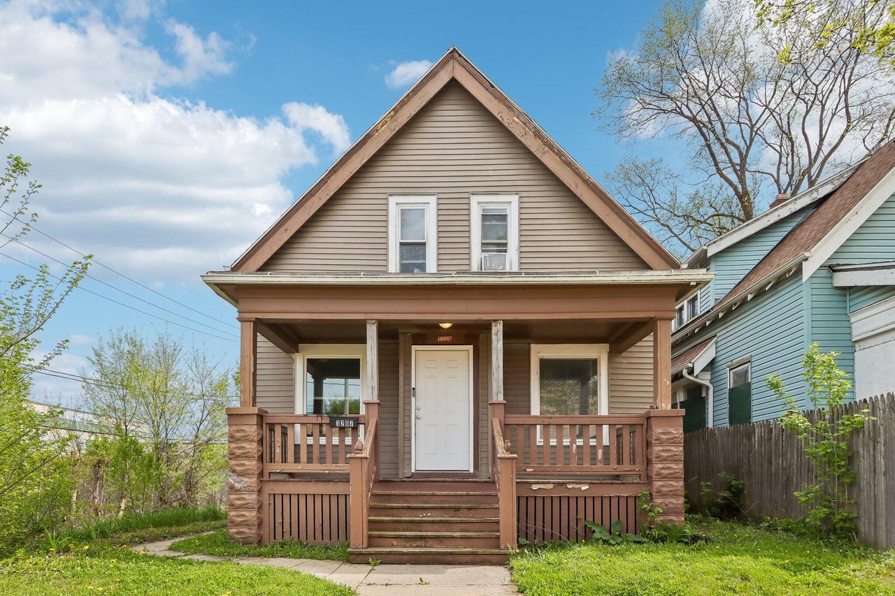 3207 W Auer Ave, Milwaukee, WI 53216