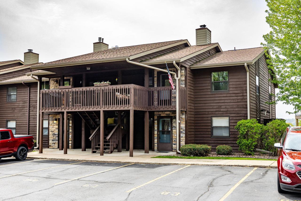 1341 Lauderdale Pl, Onalaska, WI 54650