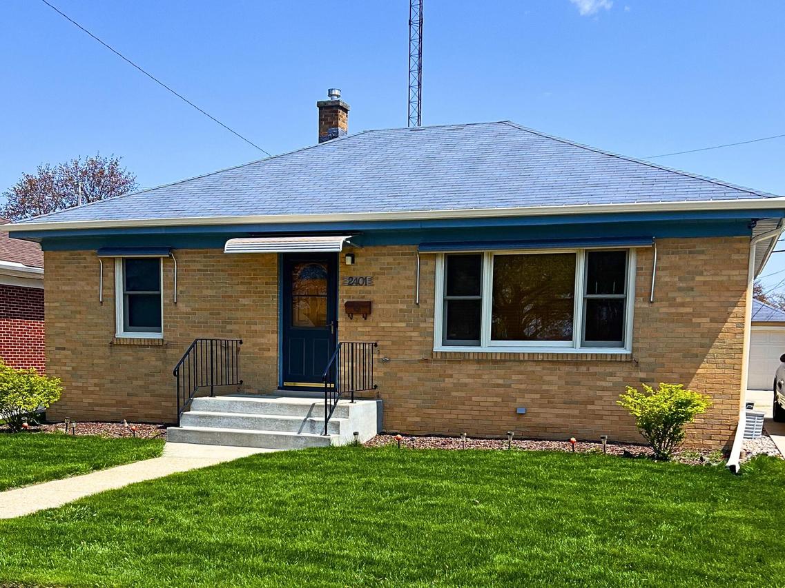 2401 Kearney Ave., Racine, WI 53403