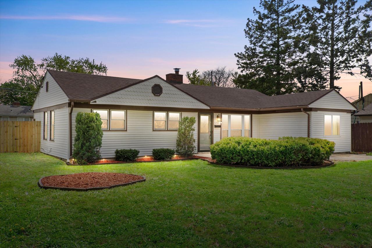5735 W Thurston Ave., Milwaukee, WI 53218