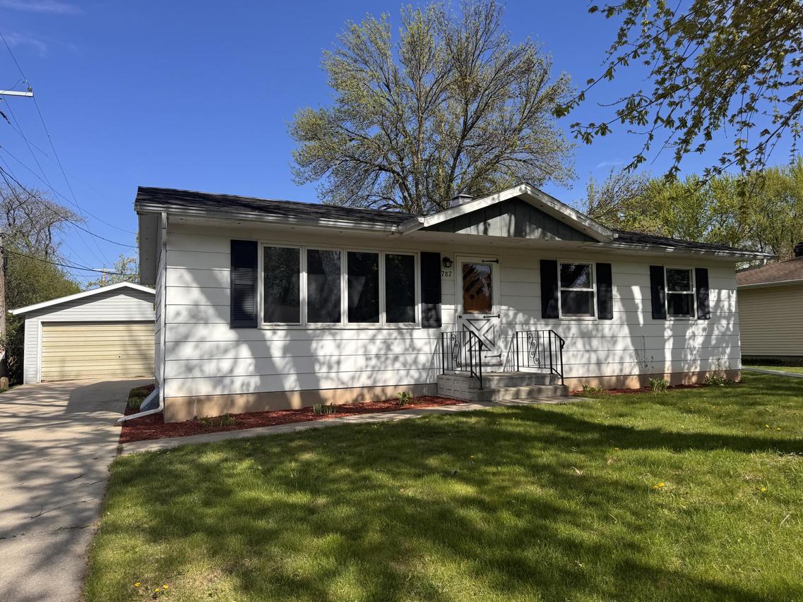 787 Chester Pl, Fond Du Lac, WI 54935