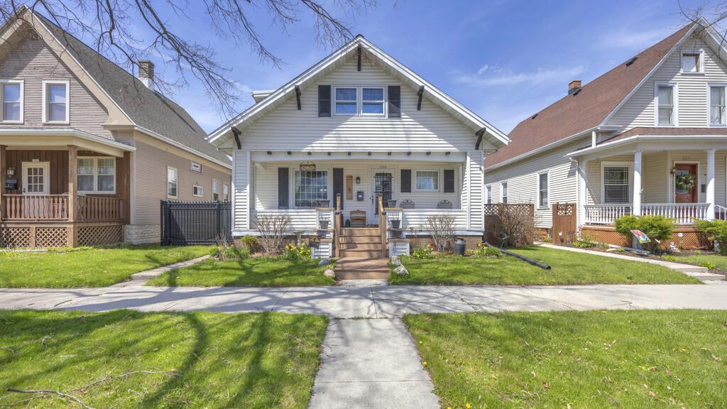 1806 N 12th St, Sheboygan, WI 53081