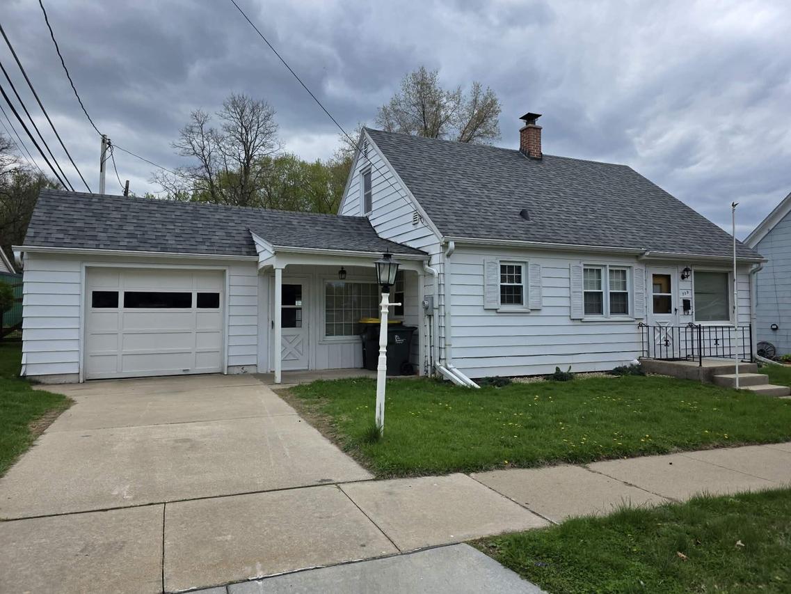 239 E Seventh St, Richland Center, WI 53581