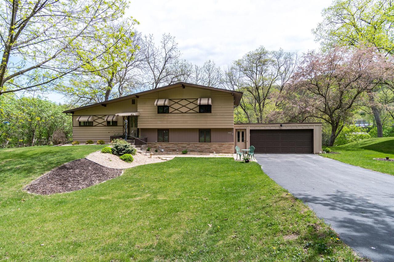 N1654 Mickel Rd, Shelby, WI 54601