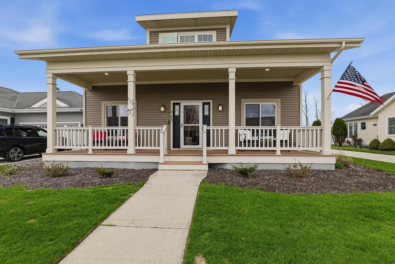 465 Pickett St, Plymouth, WI 53073