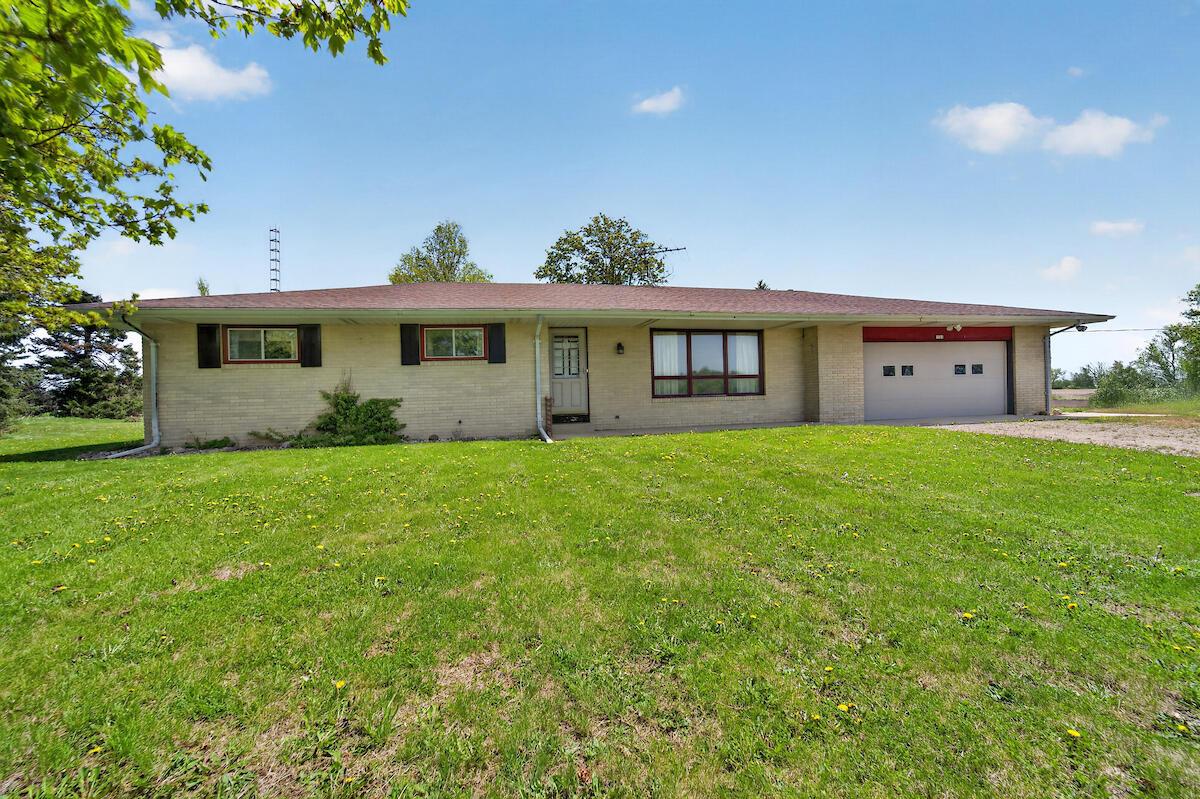 1169 Highway 120 -, Lyons, WI 53105