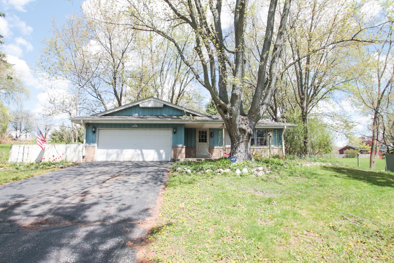 N65W28636 Hibritten Way, Merton, WI 53029