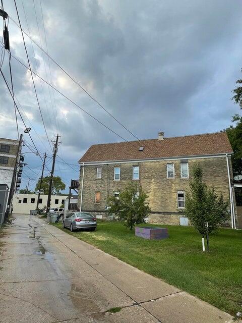 2139 N 18th St #2139A/2141, Milwaukee, WI 53205
