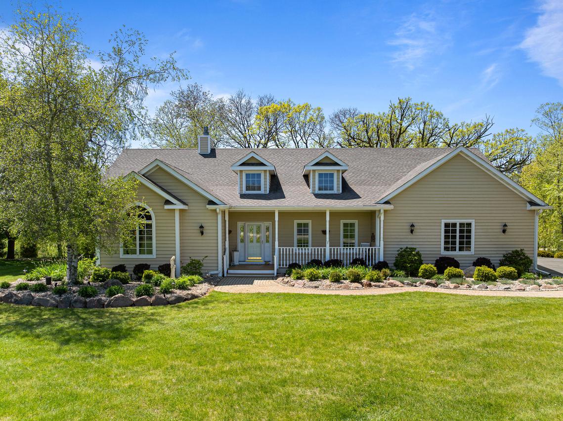 W8205 Nature Dr, Richmond, WI 53190
