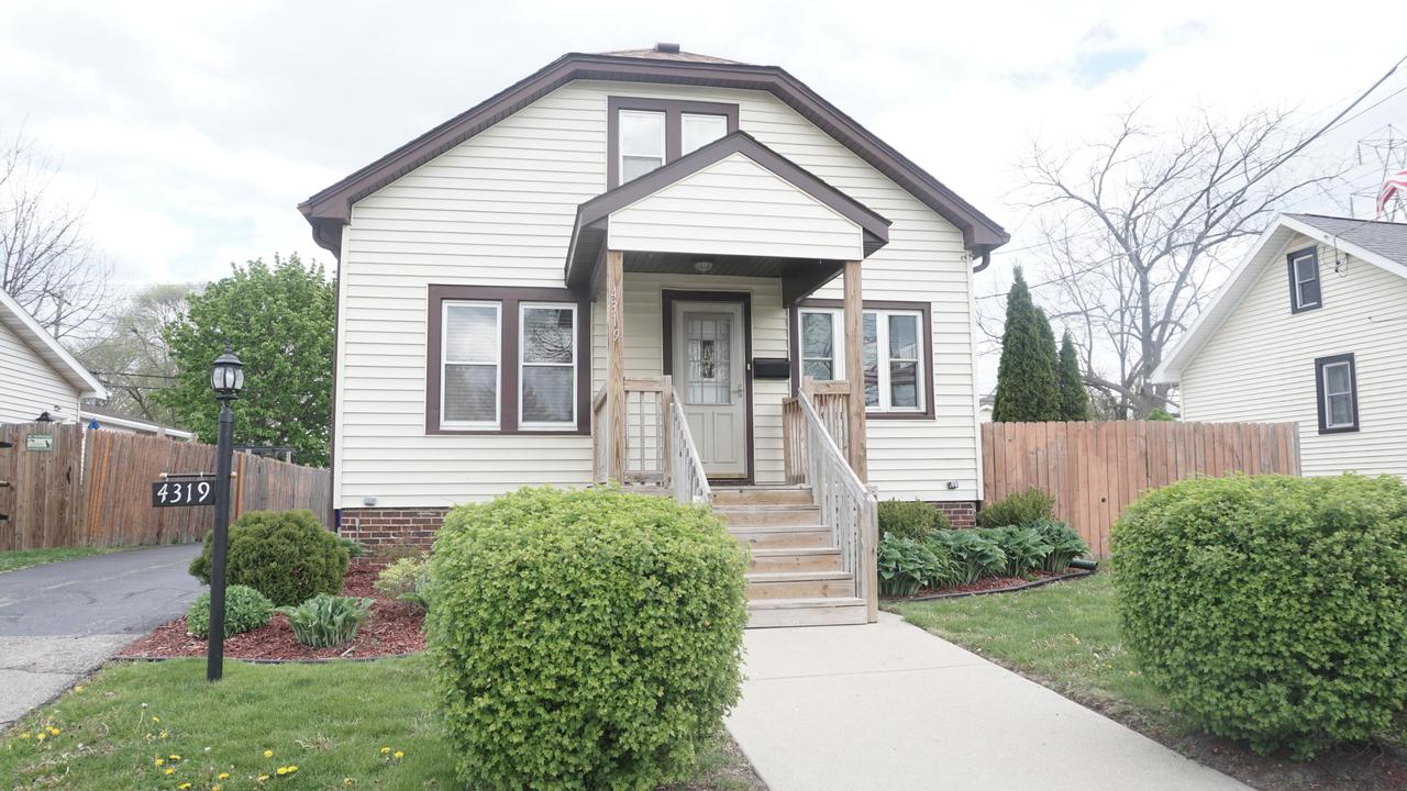 4319 30th Ave, Kenosha, WI 53144